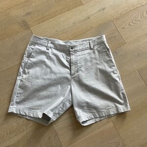 Mens Lululemon Commission Shorts in Grey Khaki - Size 36